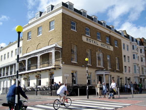[An image showing Royal Hotel]